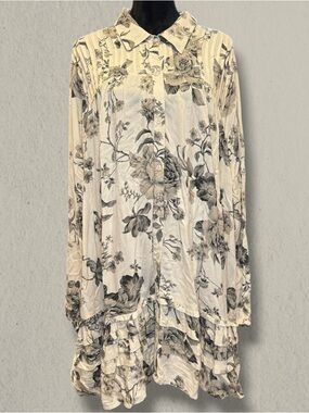 Torrid Festi Floral Pintuck Ruffle Tunic Top Cream Gray Boho 2X NWT
